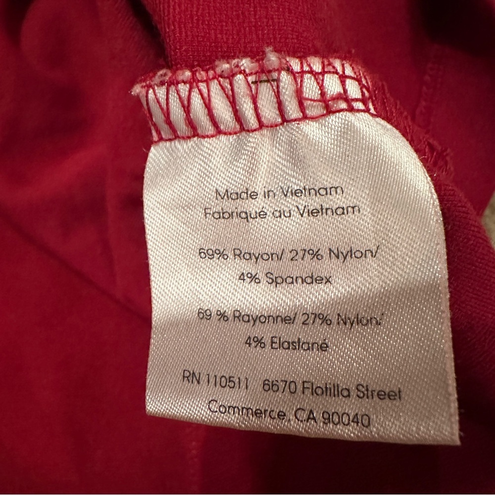 Ingrid & Isabel Maternity Red Flutter 3/4 Sleeve … - image 8